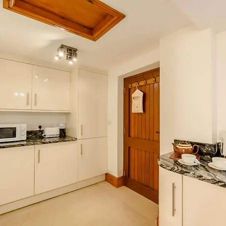 1 Bed In 28790 Casa vacanze